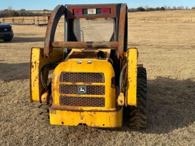 Image of John Deere 240 equipment image 3