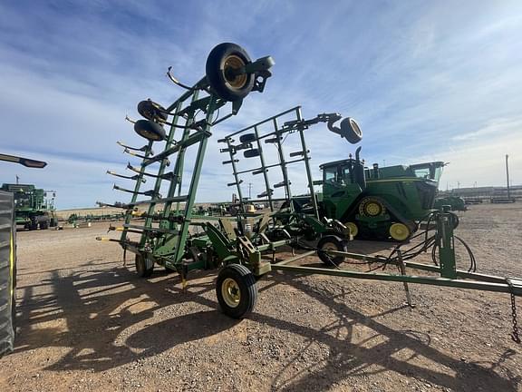 2005 John Deere 2410 Tillage Chisel Plows for Sale | Tractor Zoom