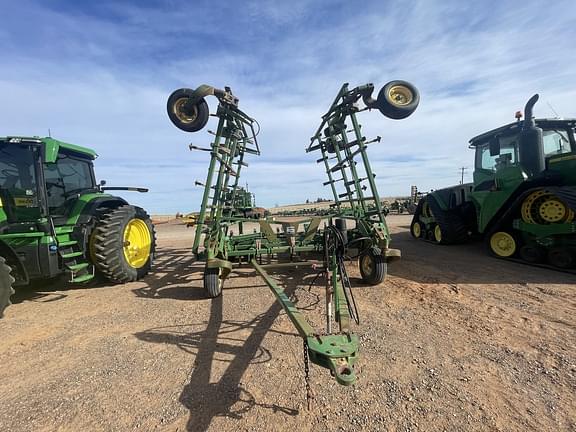 2005 John Deere 2410 Tillage Chisel Plows for Sale | Tractor Zoom