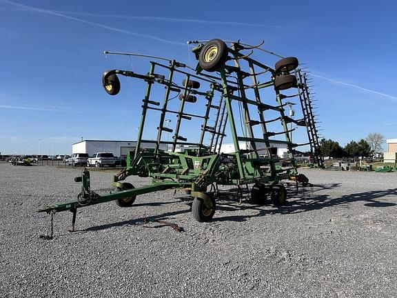 Image of John Deere 2410 Primary image
