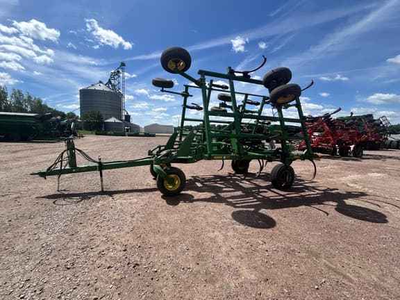 Image of John Deere 2410 equipment image 1