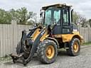 2005 John Deere 244J Image