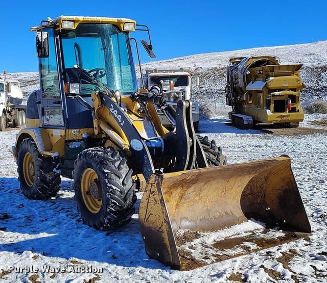 Image of John Deere 244J equipment image 2