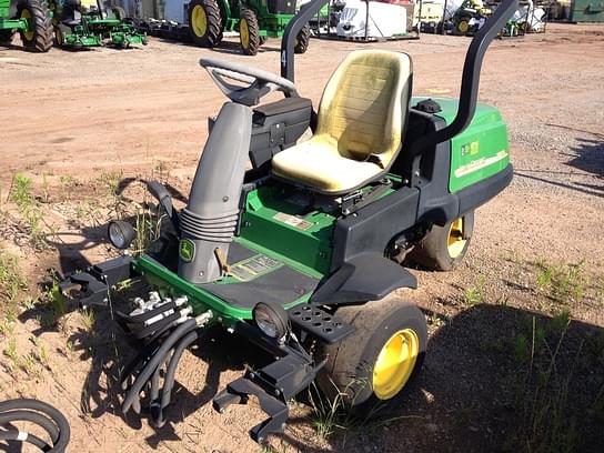Image of John Deere 2500A Primary image