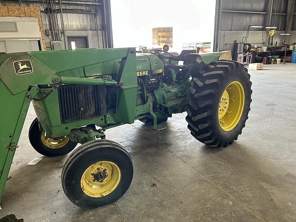 Image of John Deere 2555 equipment image 1