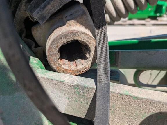 Image of John Deere 265 equipment image 2