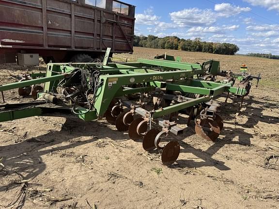 Image of John Deere 2700 Primary image