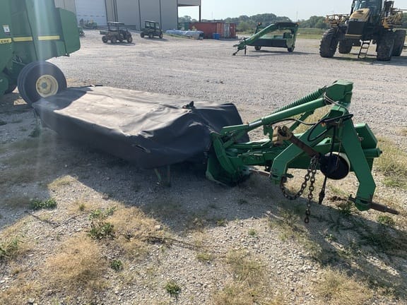 2005 John Deere 275 Image
