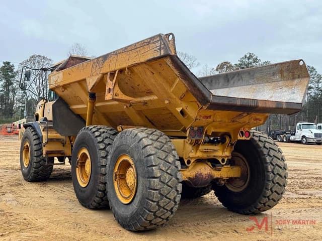 Image of John Deere 300D equipment image 3