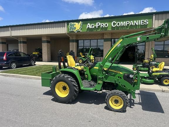 Image of John Deere 3120 Primary image