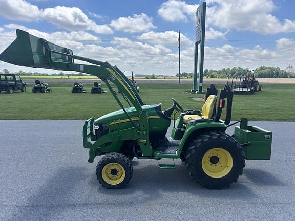 Image of John Deere 3120 equipment image 2