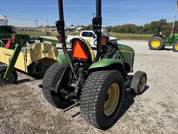 Image of John Deere 3120 equipment image 3