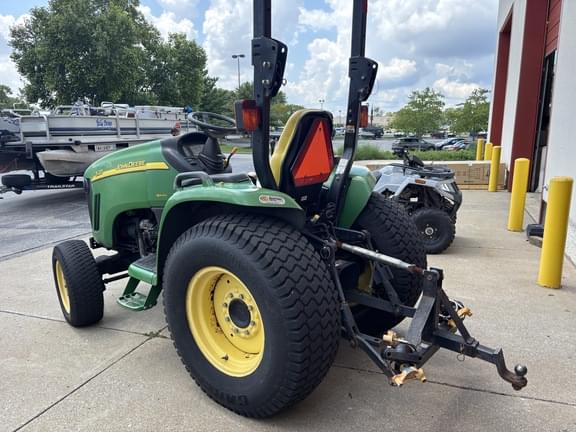 Image of John Deere 3120 equipment image 4