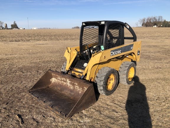2005 John Deere 317 Equipment Image0