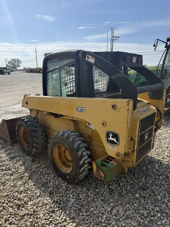 Image of John Deere 317 equipment image 3