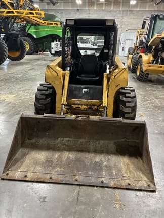 Image of John Deere 320 equipment image 4