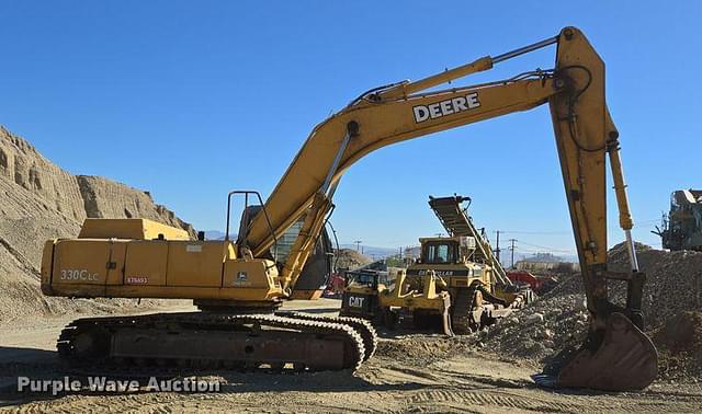 Image of John Deere 330C LC equipment image 3