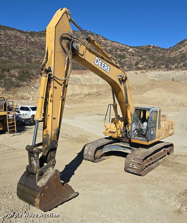 Image of John Deere 330C LC Primary image