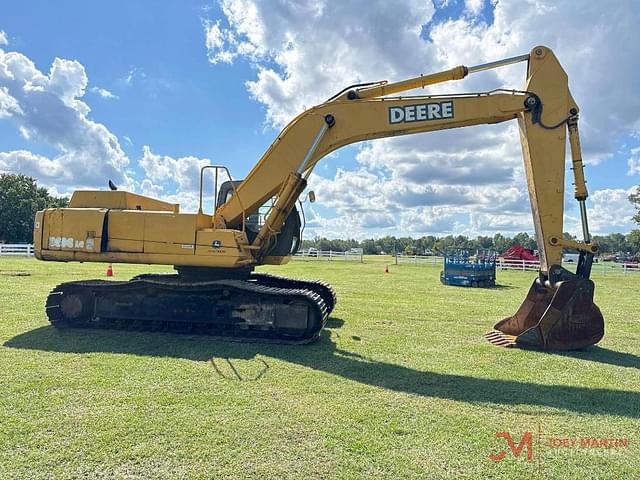 Image of John Deere 330CLC equipment image 4