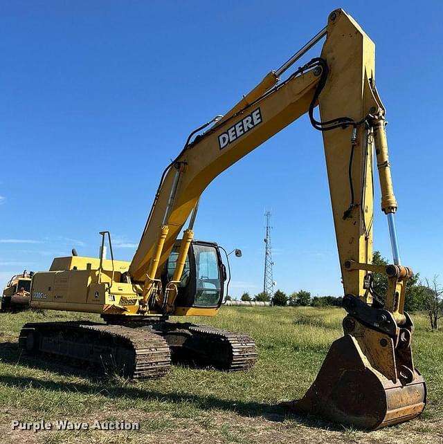 Image of John Deere 330CLC equipment image 2