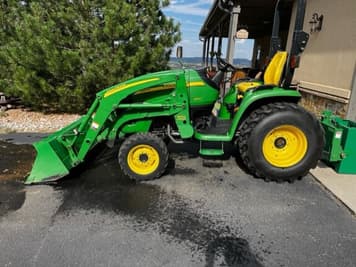 Main image John Deere 3320