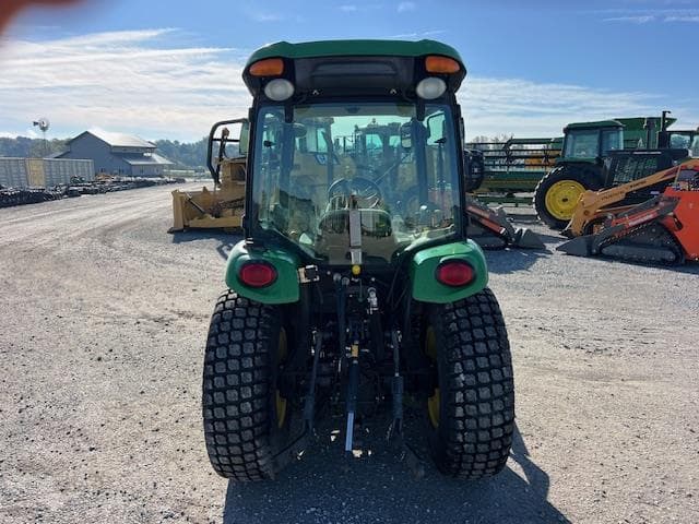 Image of John Deere 3320 equipment image 3