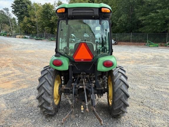 Image of John Deere 3320 equipment image 2