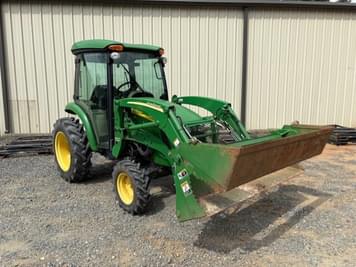 Main image John Deere 3320