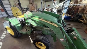 2005 John Deere 3320 Image