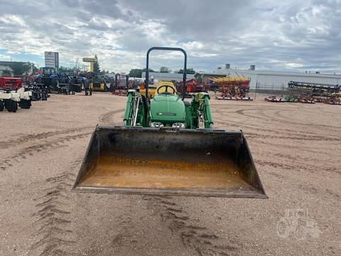 Image of John Deere 3520 equipment image 3