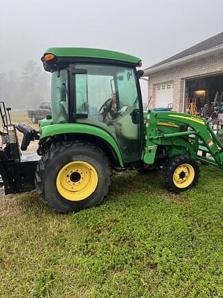 Image of John Deere 3520 equipment image 3