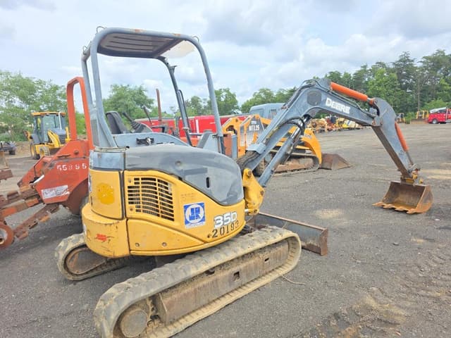 Image of John Deere 35D equipment image 2