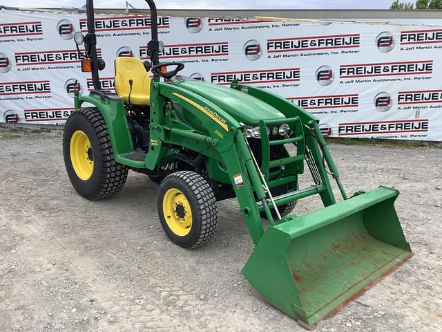 Image of John Deere 3720 equipment image 2