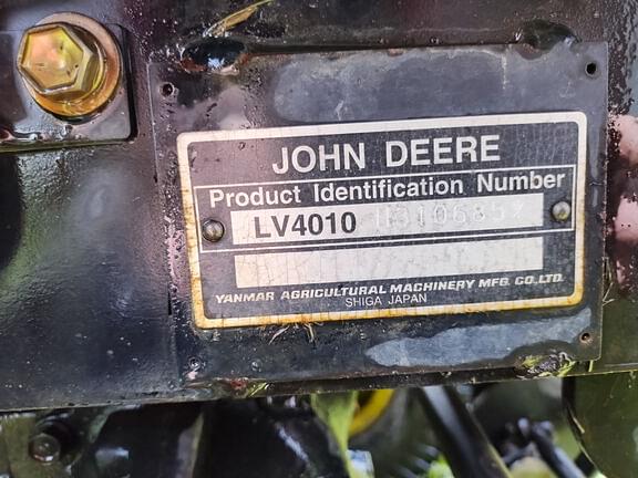 Image of John Deere 4010 equipment image 2