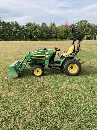 Image of John Deere 4110 equipment image 2