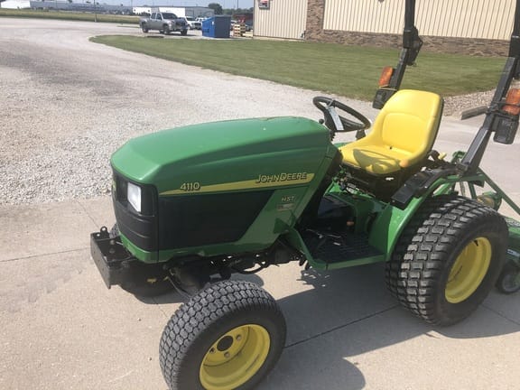 Main image John Deere 4110