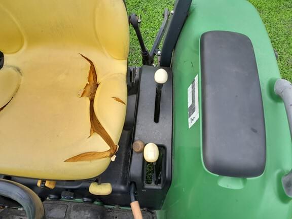 Image of John Deere 4120 equipment image 3