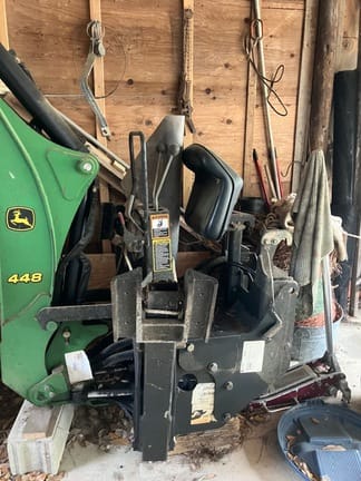 2005 John Deere 4120 Equipment Image0