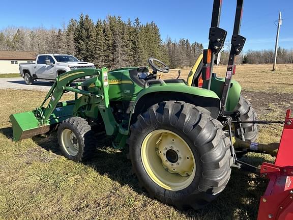 Image of John Deere 4120 equipment image 3