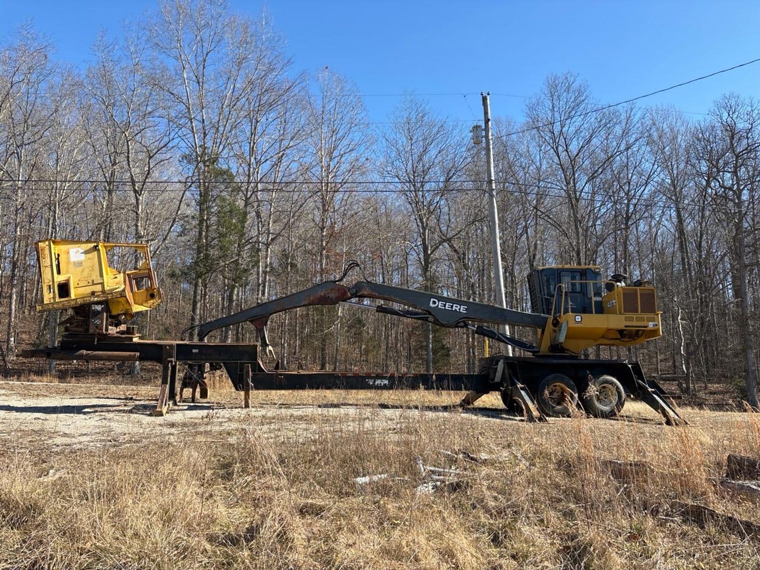 2005 John Deere 437C Equipment Image0