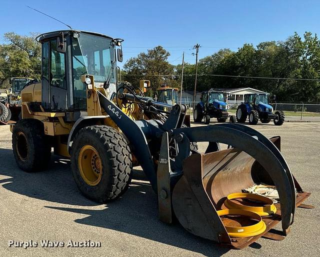 Image of John Deere 444J equipment image 2