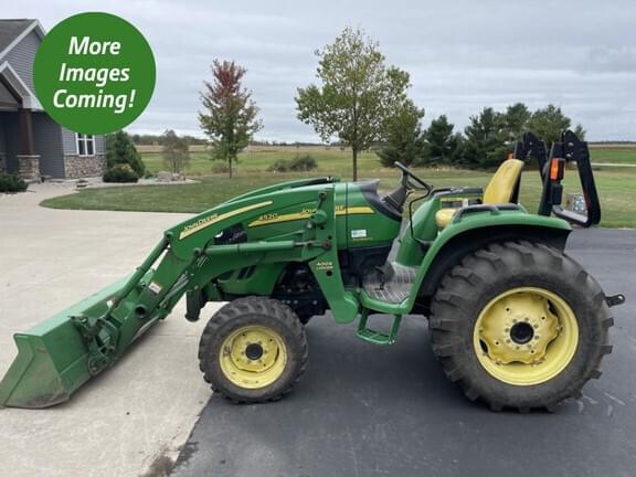Image of John Deere 4520 Primary Image