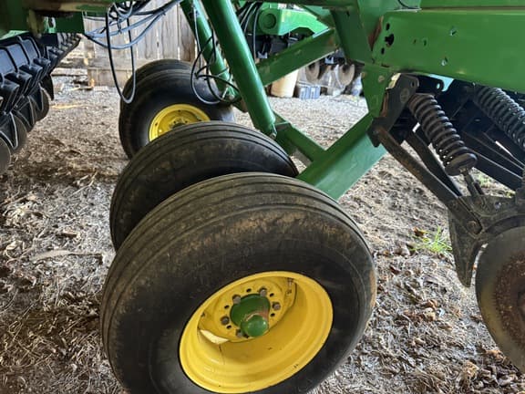 Image of John Deere 455 equipment image 4