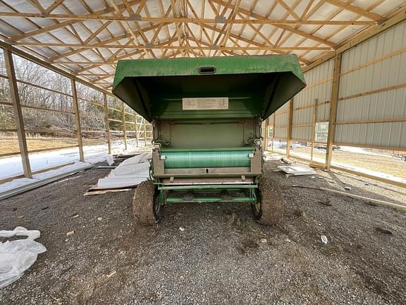 Image of John Deere 457 Silage Special equipment image 3