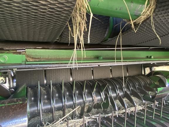Image of John Deere 467 MegaWide equipment image 4