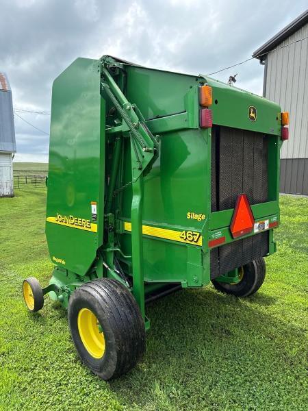 Image of John Deere 467 equipment image 1