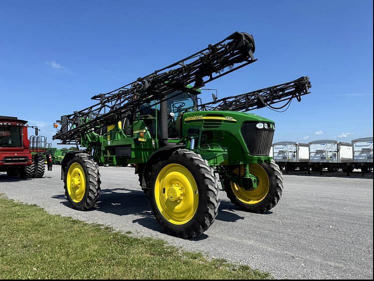 Image of John Deere 4720 Primary image
