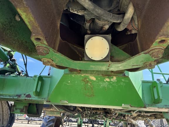 Image of John Deere 4720 equipment image 4