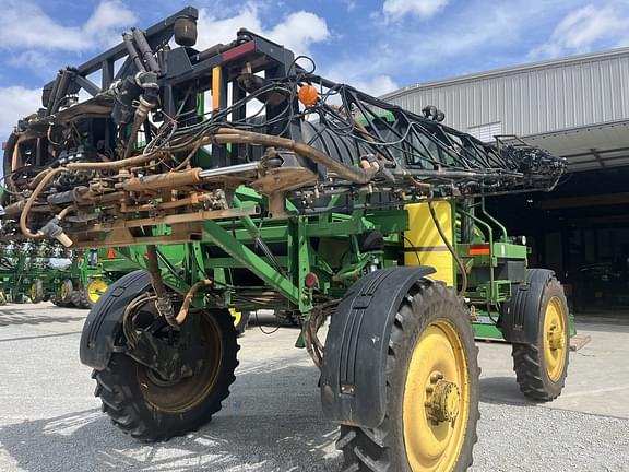 Image of John Deere 4720 equipment image 3