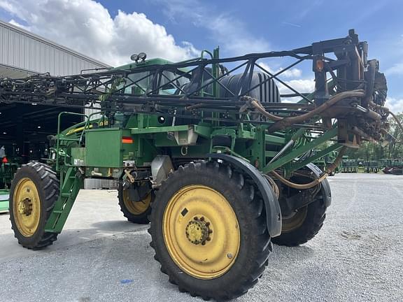 Image of John Deere 4720 equipment image 2